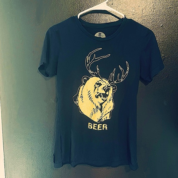 Suburban RIOT Beer Tee - Picture 2 of 8